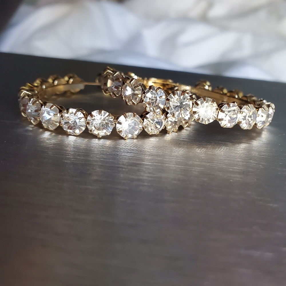 New Fashion Gold Hoop Earrings - Picture 3 of 6